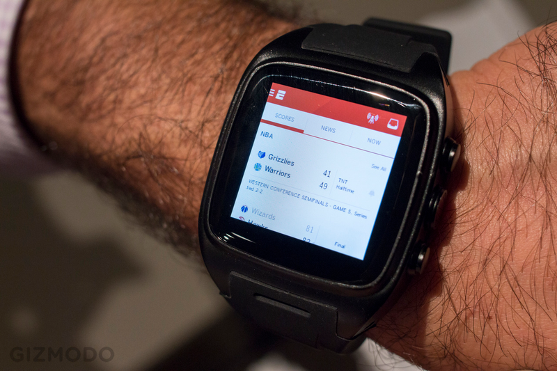 Illustration for article titled Yes, You Can Actually Type On a Smartwatch